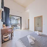 Avec Vue Sur Le Bassin Villa *